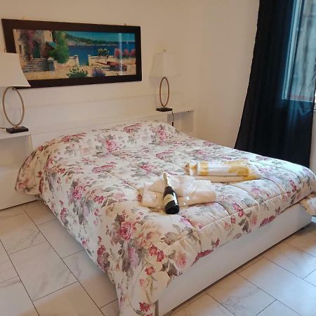 Villa Giove Rooms Prato  Ngoại thất bức ảnh